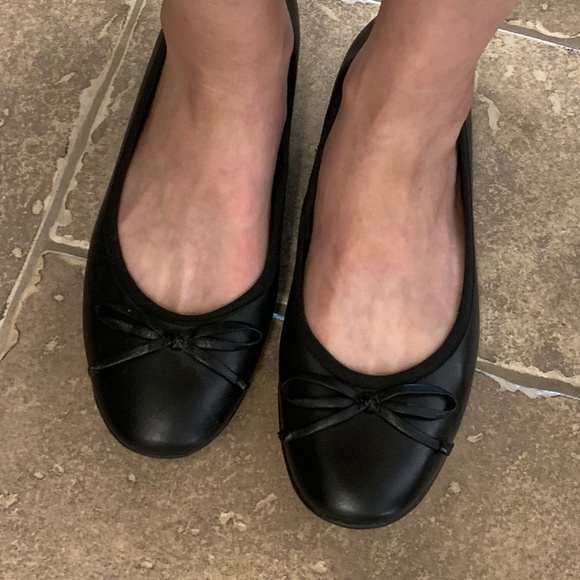 clarks ballerina pumps